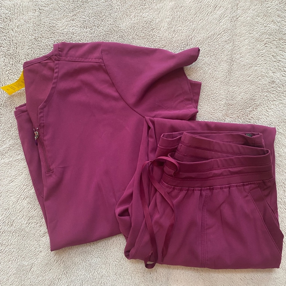 Women’s WonderWink Scrubs